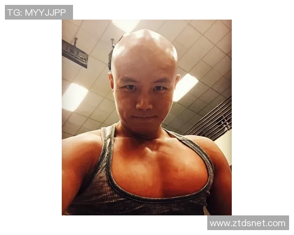 迪亚巴特肌肉照引发热议配文第四篇章令网友惊叹不已 迪亚巴特肌肉照引发热议配文第四篇章令网友惊叹不已