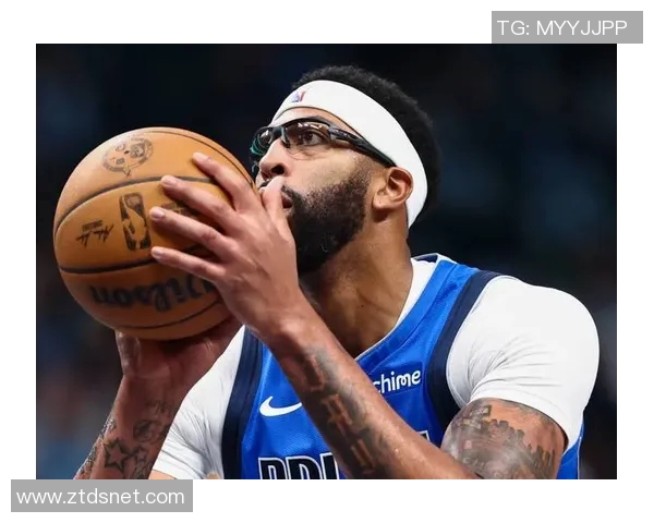 独行侠球星PJ-华盛顿Ins分享赛场照，9000万锋线球迷热议