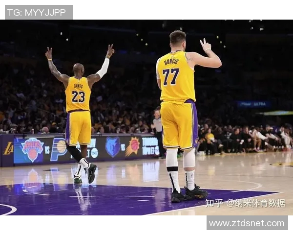 詹姆斯24+7+8东契奇首秀14分 湖人轻取爵士6连胜