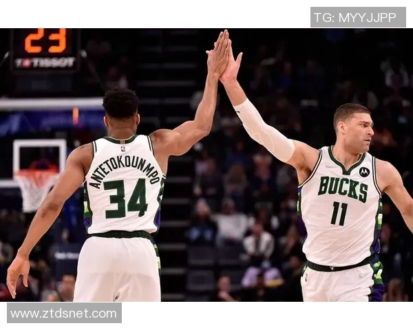 字母哥伤情确定!雄鹿或开启重磅交易,NBA掀起史诗级震荡